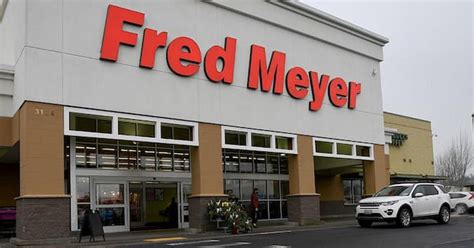 what time does fred meyer pharmacy open|fred meyer customer service hours.